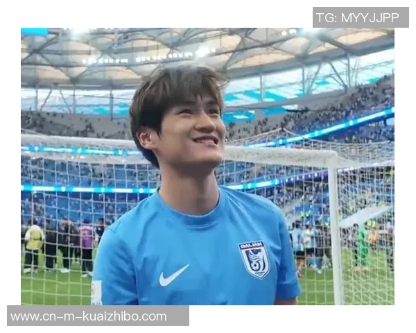 国足抵达重庆备战世预赛补招新援侯永永与刘祝润全力冲击巴林